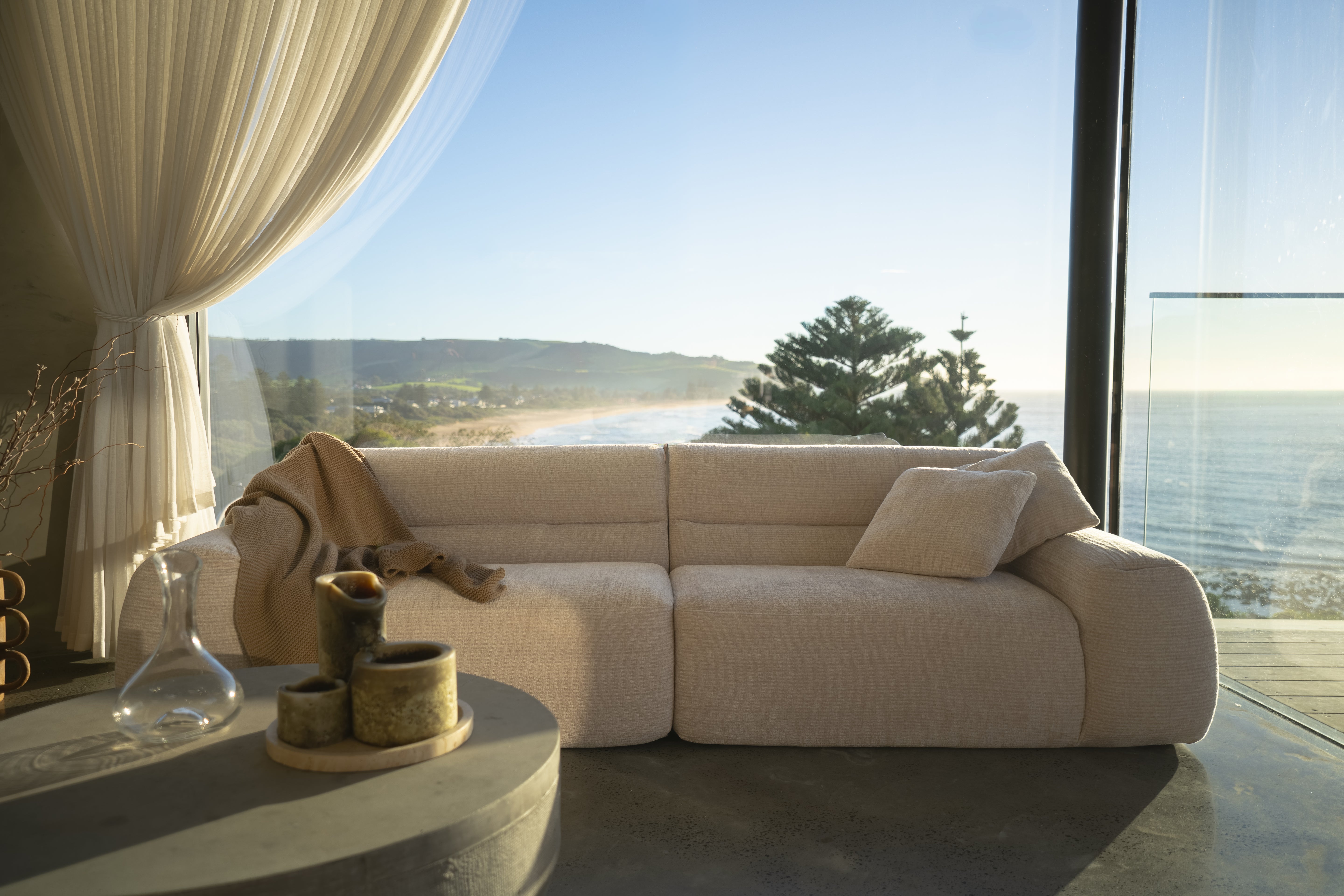 Solenne Sofa