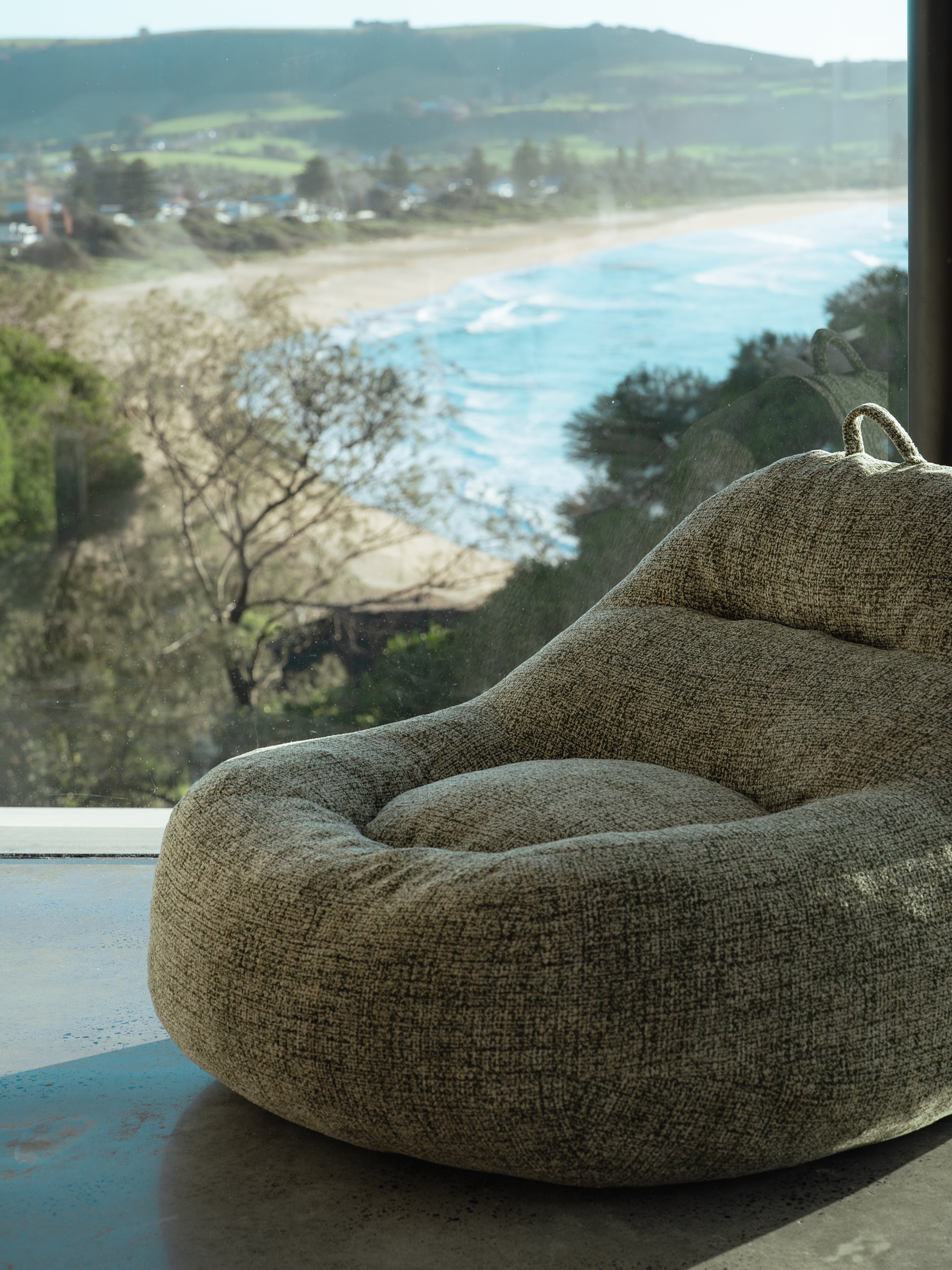 Lumi Nest Chair