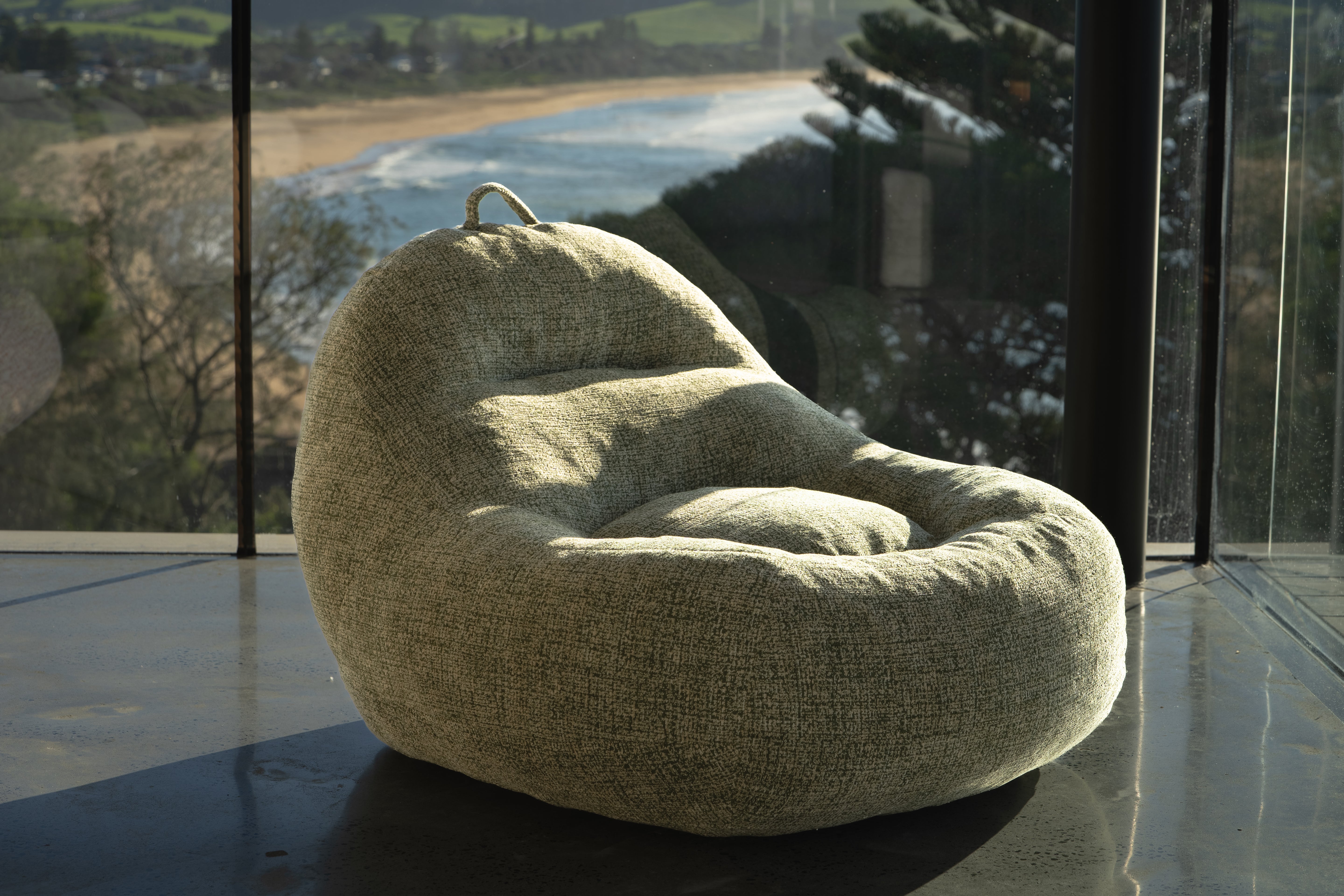 Lumi Nest Chair