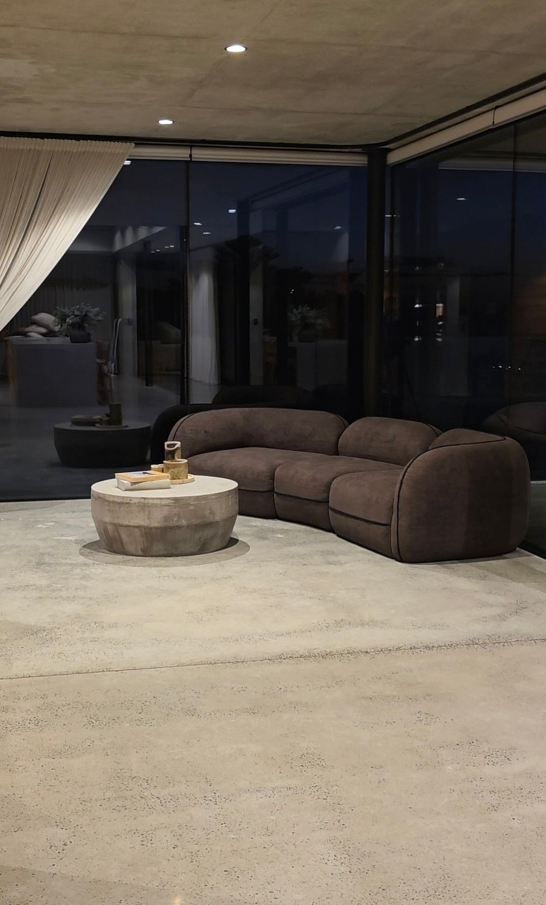 Linea Earth Lounge